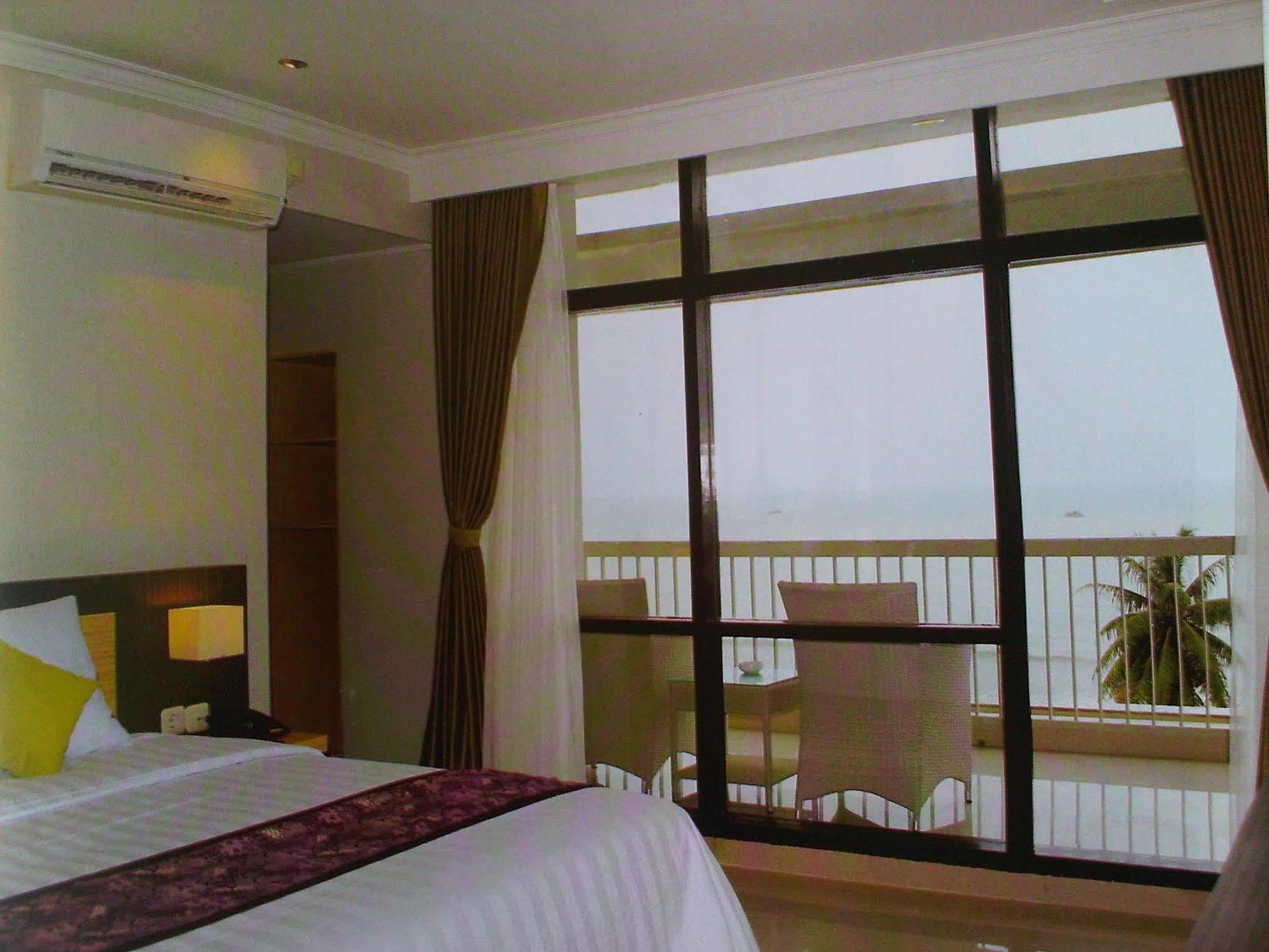 Grand Inna Samudra Beach Cimaja Екстериор снимка